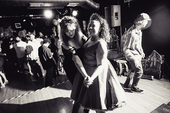 Jade-and-alan-royal-pavilion-brighton-wedding-584