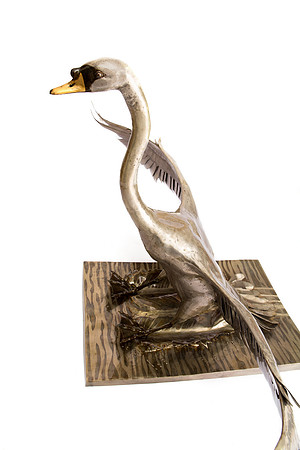 piers-metal-swan-sculpture-kew-gardens-13