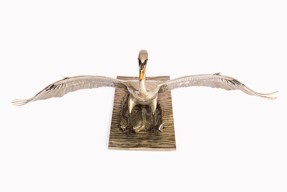 piers-metal-swan-sculpture-kew-gardens-5